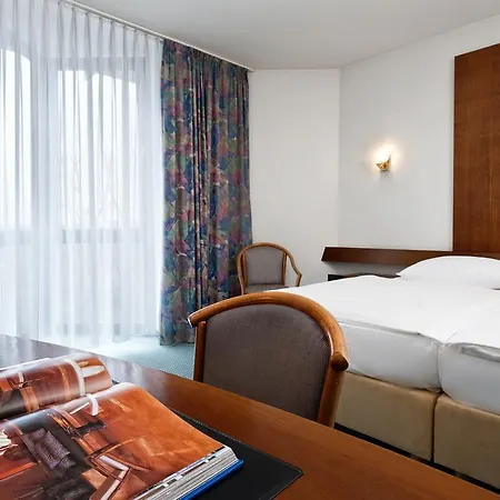 Hotel Days Messe 3*